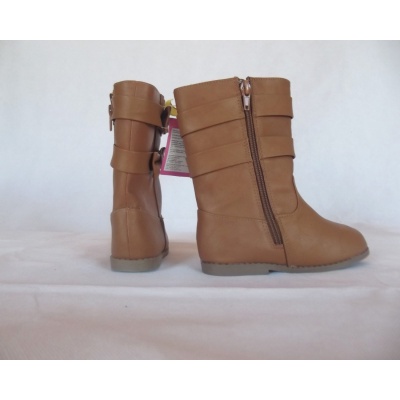 fille-marron-noeud-1